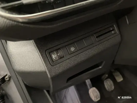 PEUGEOT 5008 II - voiture d'occasion - Photo 15