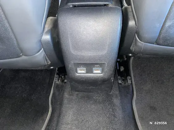 PEUGEOT 208 II - voiture d'occasion - Photo 26