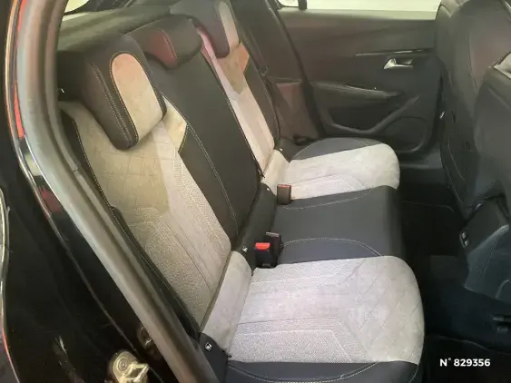 PEUGEOT 208 II - voiture d'occasion - Photo 11