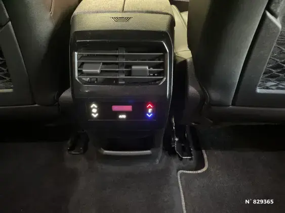 PEUGEOT 5008 III - voiture d'occasion - Photo 28