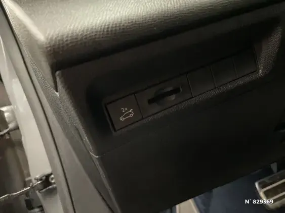 PEUGEOT 408 - voiture d'occasion - Photo 15