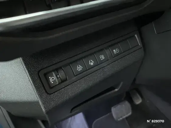 PEUGEOT 3008 II - voiture d'occasion - Photo 15