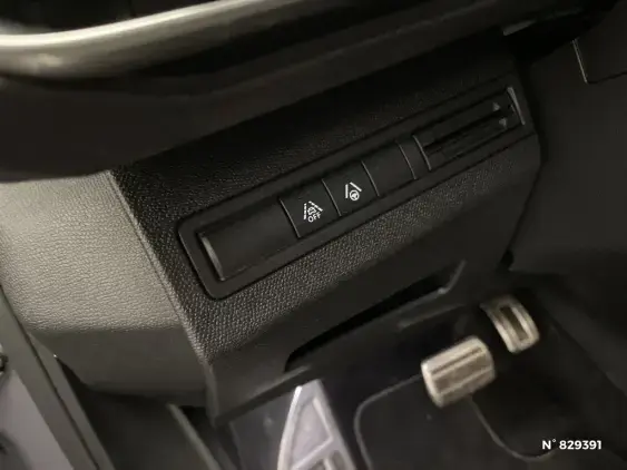 PEUGEOT 3008 II - voiture d'occasion - Photo 15
