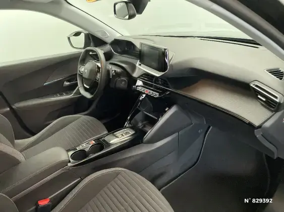 PEUGEOT 2008 II - voiture d'occasion - Photo 10