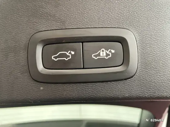 VOLVO XC40 - voiture d'occasion - Photo 26