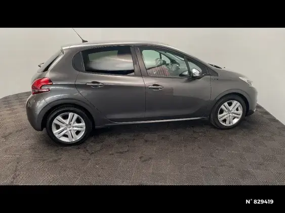 PEUGEOT 208 - voiture d'occasion - Photo 5
