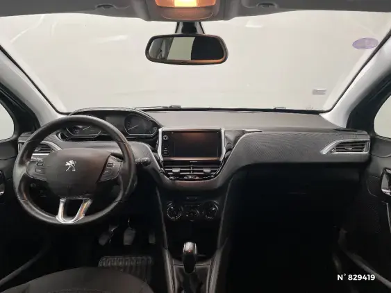PEUGEOT 208 - voiture d'occasion - Photo 9
