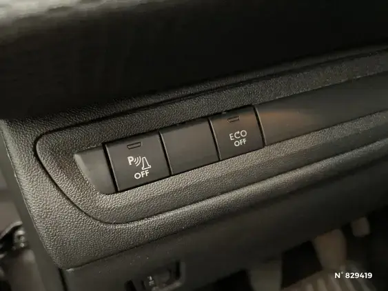 PEUGEOT 208 - voiture d'occasion - Photo 15