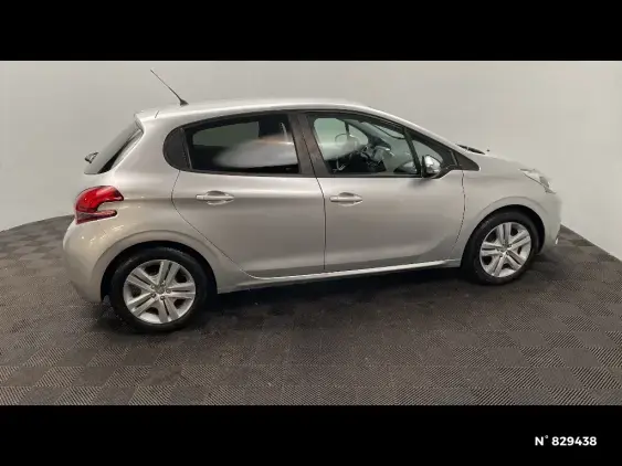 PEUGEOT 208 - voiture d'occasion - Photo 5