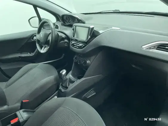 PEUGEOT 208 - voiture d'occasion - Photo 10