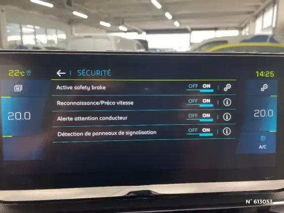 PEUGEOT 3008 II - voiture d'occasion - Photo 38