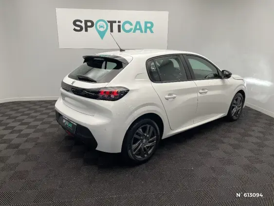 PEUGEOT 208 II - voiture d'occasion - Photo 4