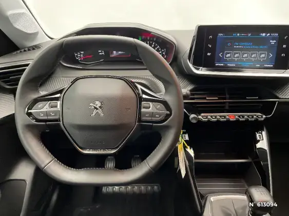 PEUGEOT 208 II - voiture d'occasion - Photo 9