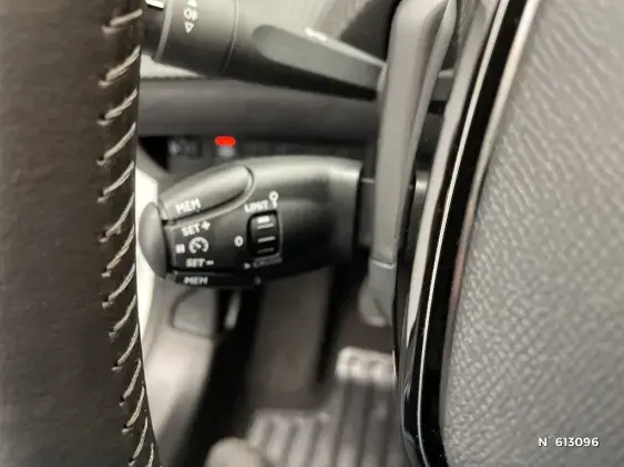 PEUGEOT 208 BUSINESS R II - voiture d'occasion - Photo 26