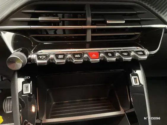 PEUGEOT 208 BUSINESS R II - voiture d'occasion - Photo 29