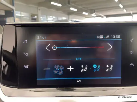 PEUGEOT 208 BUSINESS R II - voiture d'occasion - Photo 30