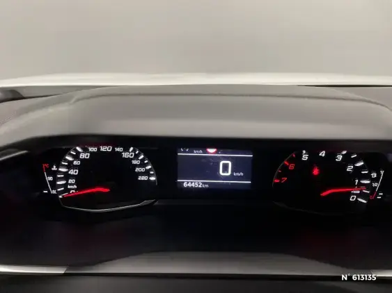 PEUGEOT 2008 II - voiture d'occasion - Photo 12