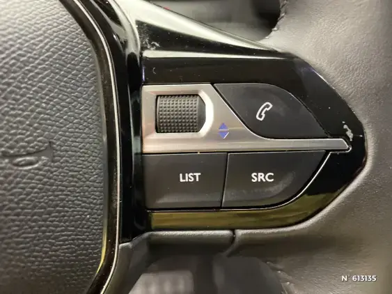 PEUGEOT 2008 II - voiture d'occasion - Photo 28