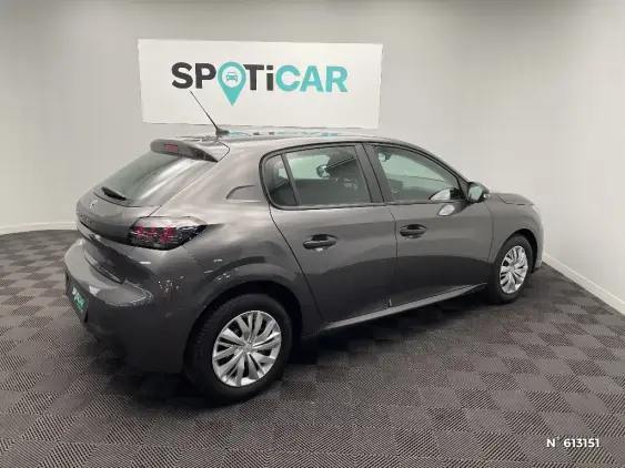 PEUGEOT 208 BUSINESS R II - voiture d'occasion - Photo 4