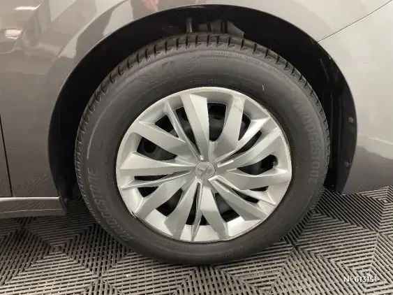 PEUGEOT 208 BUSINESS R II - voiture d'occasion - Photo 8