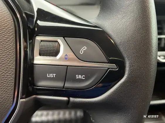 PEUGEOT 2008 II - voiture d'occasion - Photo 28