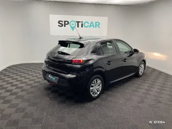 PEUGEOT 208 BUSINESS R II - voiture d'occasion - Photo 4