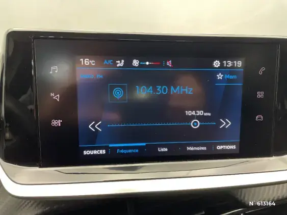 PEUGEOT 208 BUSINESS R II - voiture d'occasion - Photo 13