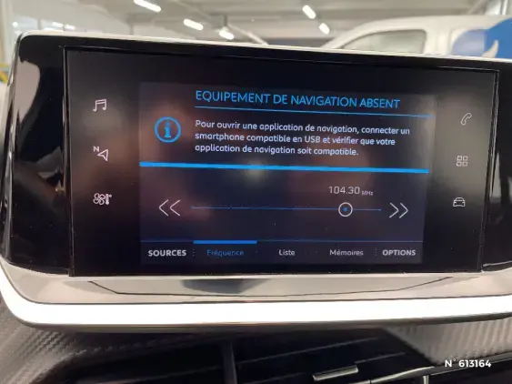 PEUGEOT 208 BUSINESS R II - voiture d'occasion - Photo 14