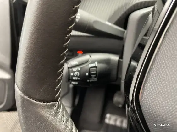 PEUGEOT 208 BUSINESS R II - voiture d'occasion - Photo 26