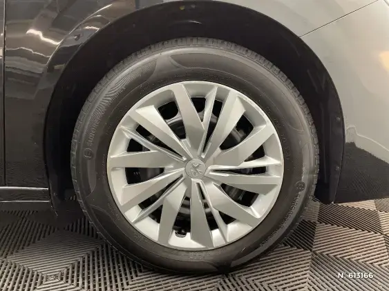 PEUGEOT 208 BUSINESS R II - voiture d'occasion - Photo 8