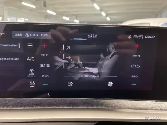 PEUGEOT 3008 III - voiture d'occasion - Photo 32