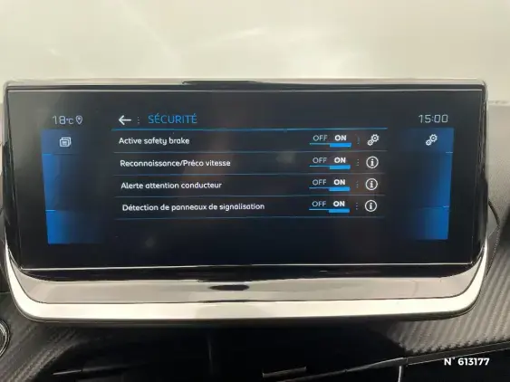 PEUGEOT 208 BUSINESS R II - voiture d'occasion - Photo 30