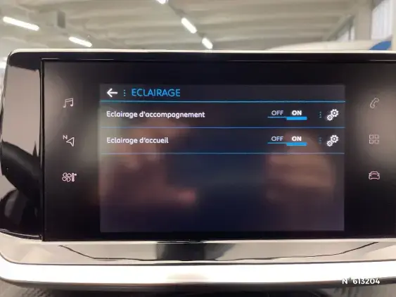 PEUGEOT 2008 II - voiture d'occasion - Photo 37