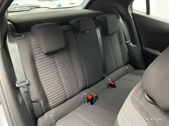 PEUGEOT 2008 II - voiture d'occasion - Photo 11