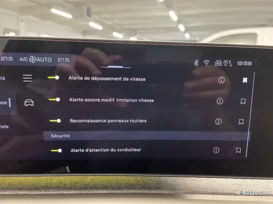 PEUGEOT 3008 III - voiture d'occasion - Photo 37