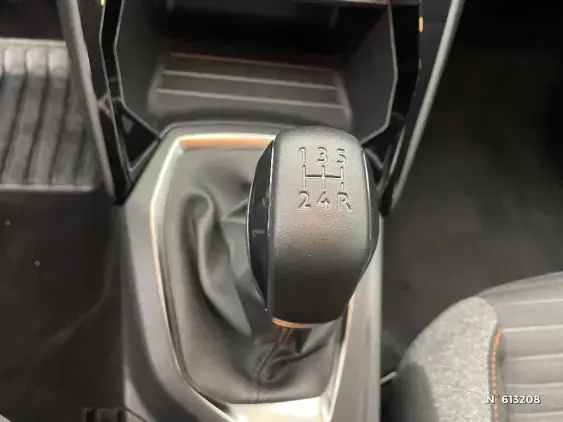 PEUGEOT 208 II - voiture d'occasion - Photo 29