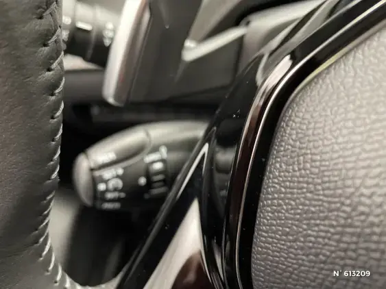 PEUGEOT 208 II - voiture d'occasion - Photo 15