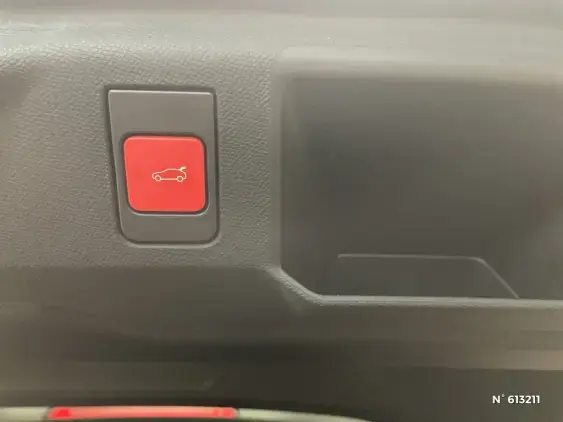 PEUGEOT 5008 III - voiture d'occasion - Photo 27