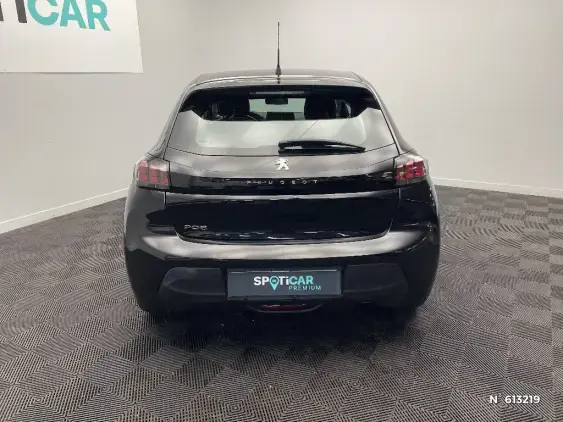 PEUGEOT 208 BUSINESS R II - voiture d'occasion - Photo 6