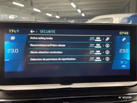 PEUGEOT 3008 II - voiture d'occasion - Photo 35