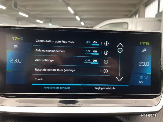 PEUGEOT 208 ELECTRIQUE II - voiture d'occasion - Photo 32