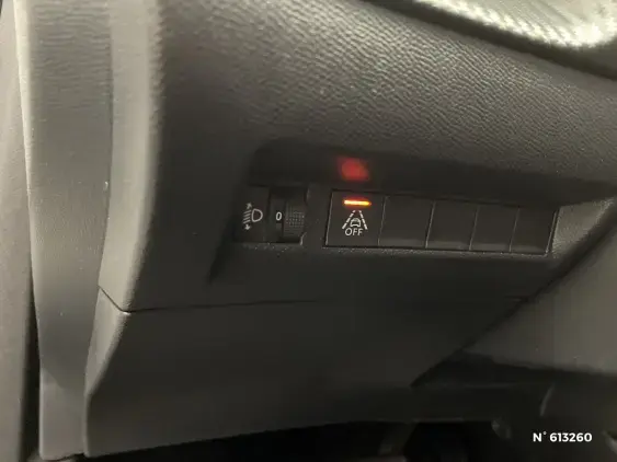 PEUGEOT 2008 ELECTRIQUE II - voiture d'occasion - Photo 15