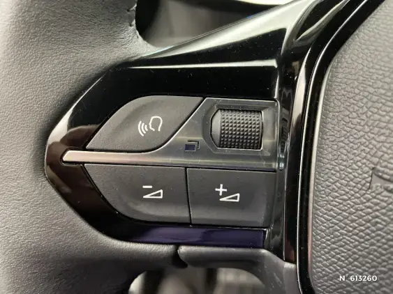 PEUGEOT 2008 ELECTRIQUE II - voiture d'occasion - Photo 27