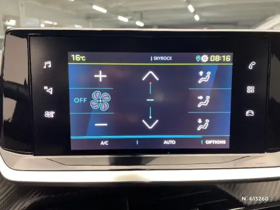 PEUGEOT 2008 ELECTRIQUE II - voiture d'occasion - Photo 31