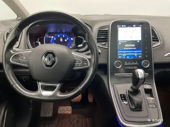 RENAULT SCENIC IV - voiture d'occasion - Photo 9