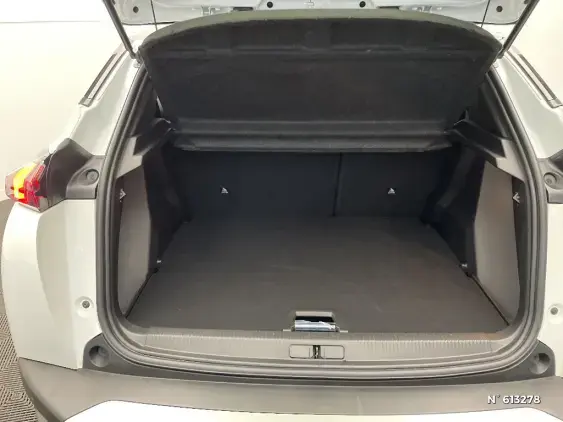 PEUGEOT 2008 II - voiture d'occasion - Photo 7
