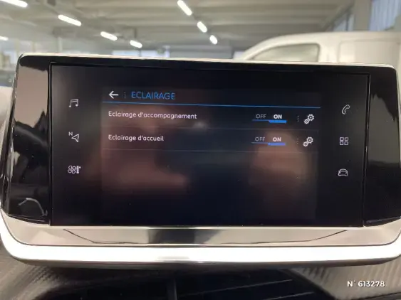 PEUGEOT 2008 II - voiture d'occasion - Photo 36