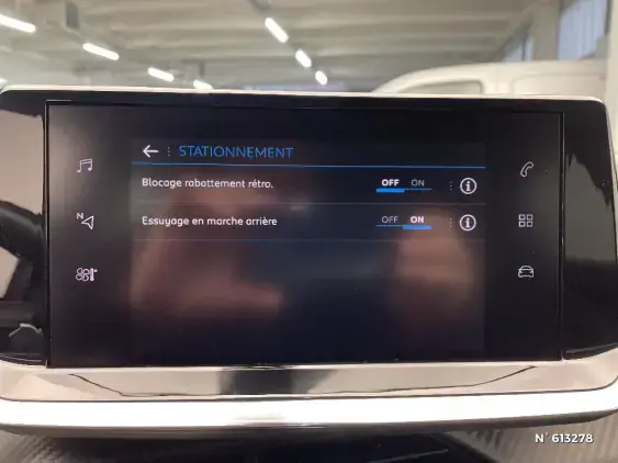 PEUGEOT 2008 II - voiture d'occasion - Photo 37