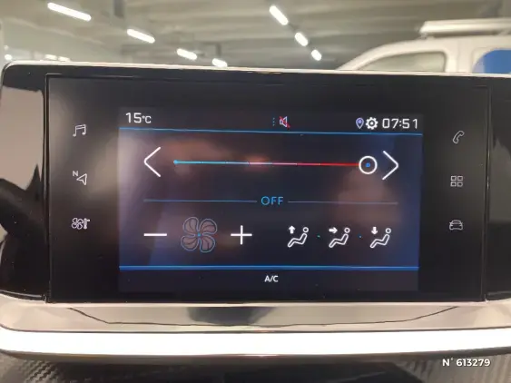 PEUGEOT 208 BUSINESS R II - voiture d'occasion - Photo 31