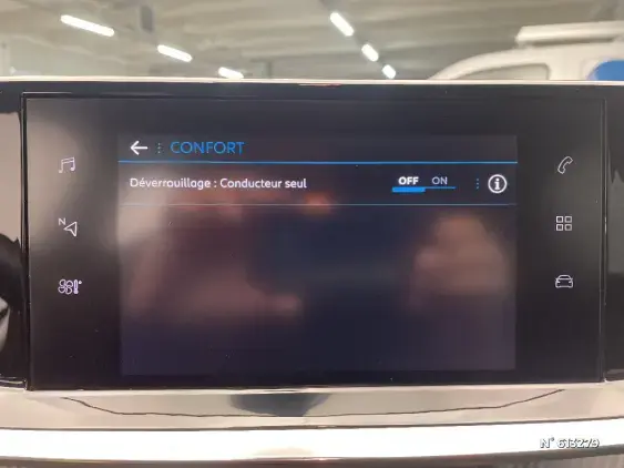 PEUGEOT 208 BUSINESS R II - voiture d'occasion - Photo 34